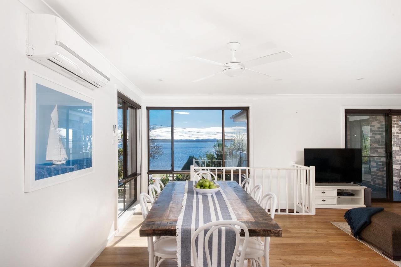 Dutchie'S Dream - Glorious Views And Opposite Dutchies Beach Nelson Bay Esterno foto